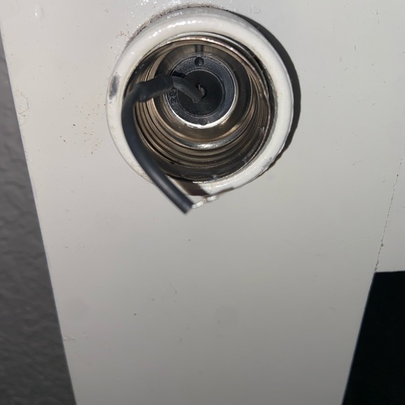 Vanity - Picture 4 of 15